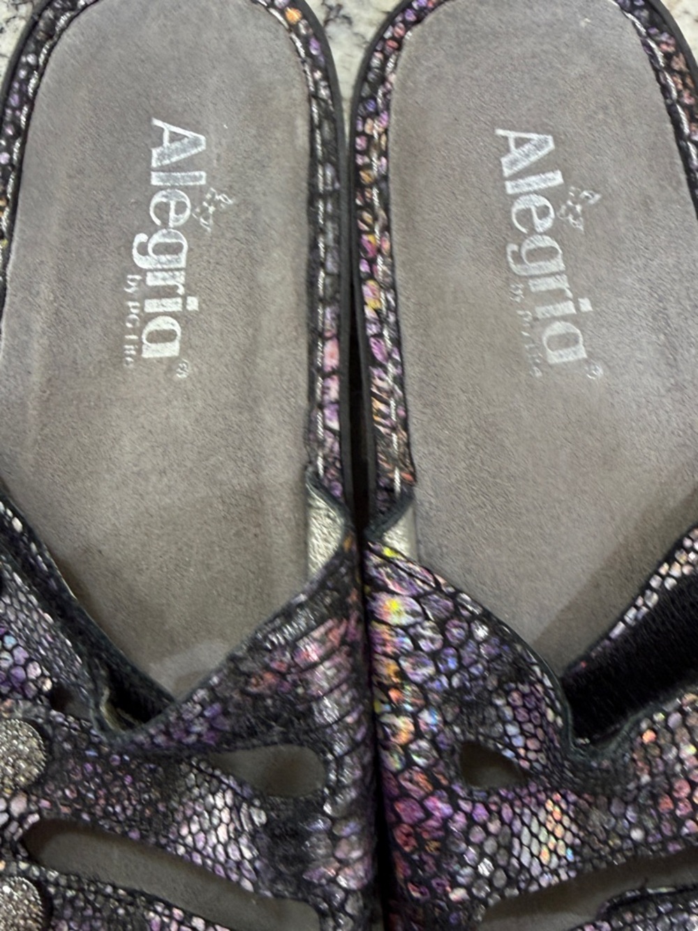 Alegria Sandals Black Rainbow Snakeskin Leather Fiona Comfort US 8-8.5 EU 38 - Picture 8 of 9